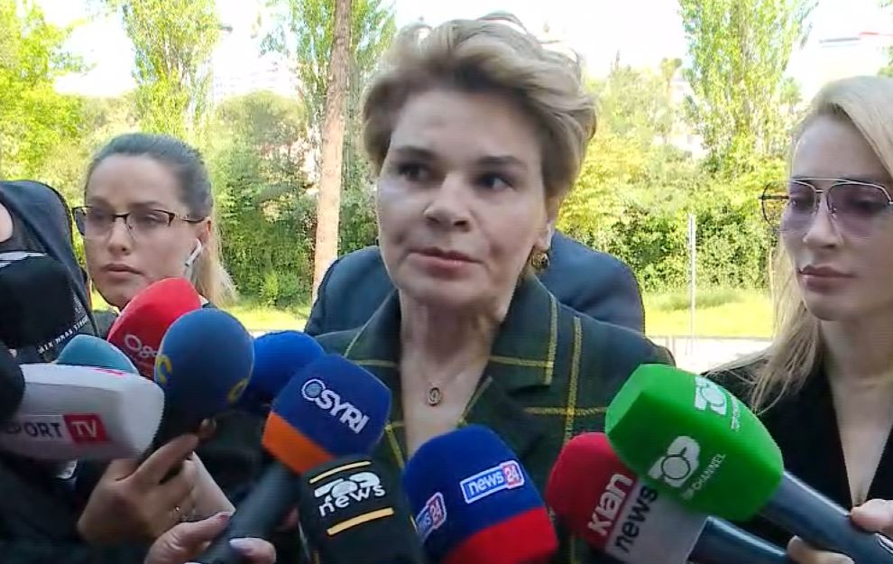 GLADIATOR ME TAKA/ Kryemadhi largohet nga strukturat e larta drejtuese të PL: Prioritet 3 fëmijët e mi. Ka dhe 2 propozime të rëndësishme për partinë