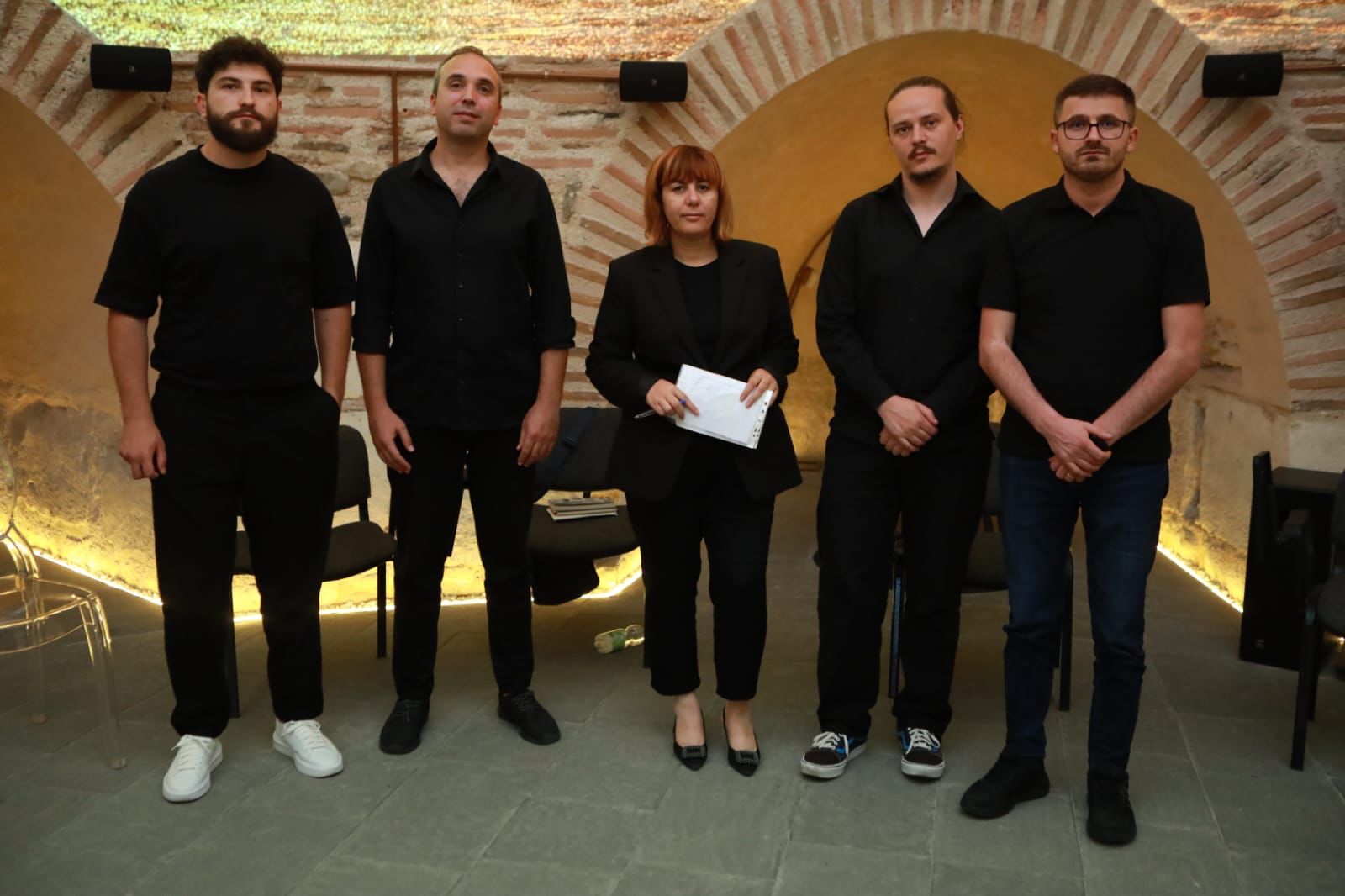 Nis festivali poetik “Pasqyrat e Narcizit”, poetët e rinj në diskutime mbi poezinë