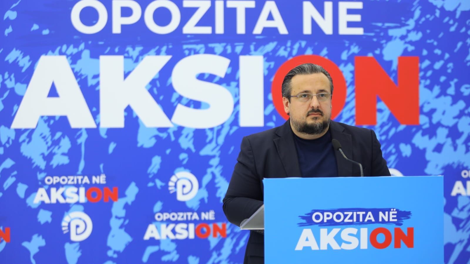 Teliti: Taksa e profesioneve të lira do rrënojë shtresën e mesme