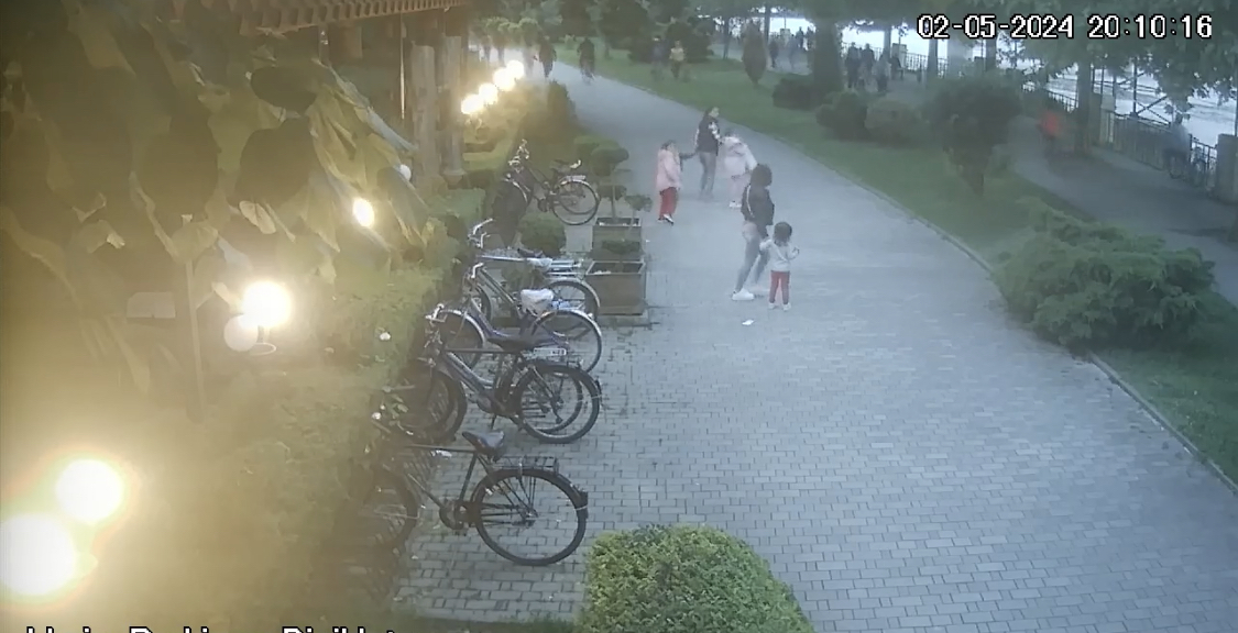 VIDEO/ Pamjet e momenteve të fundit të Almës me 3 fëmijët në Urën e Bunës