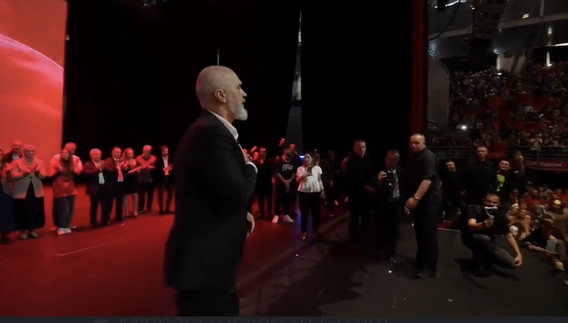 Rama në Athinë kërkon nga mitingu heqjen e ligjit të Luftës me Shqipërinë