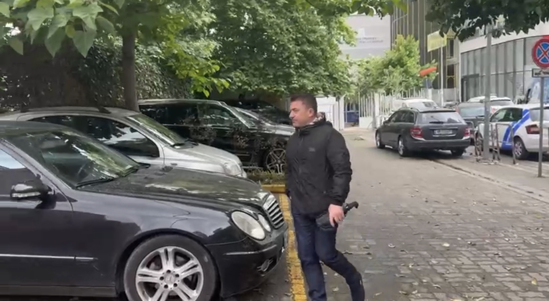 Elvis Roshi në SPAK për tenderat kur drejtoi bashkinë e Kavajës