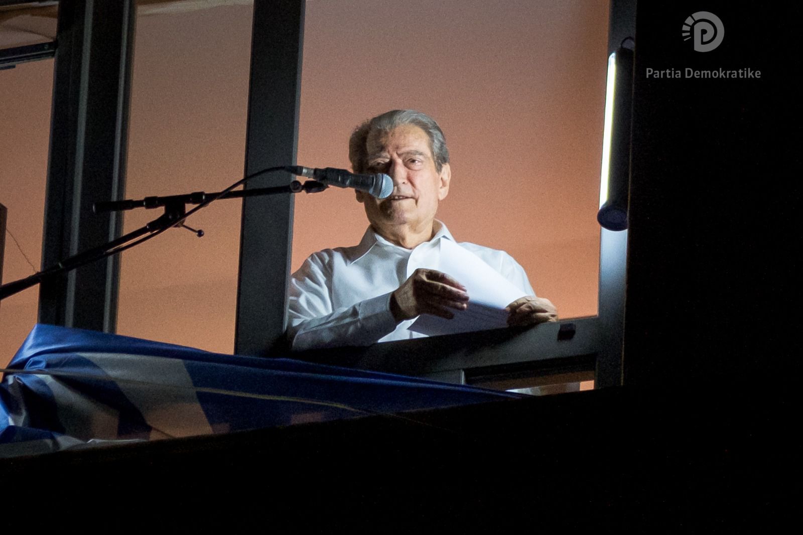 Berisha pyet Dumanin: Pse e mban të fshehtë dhe në mbrojtje terroristin që shkrehu breshëri mbi Top Channel