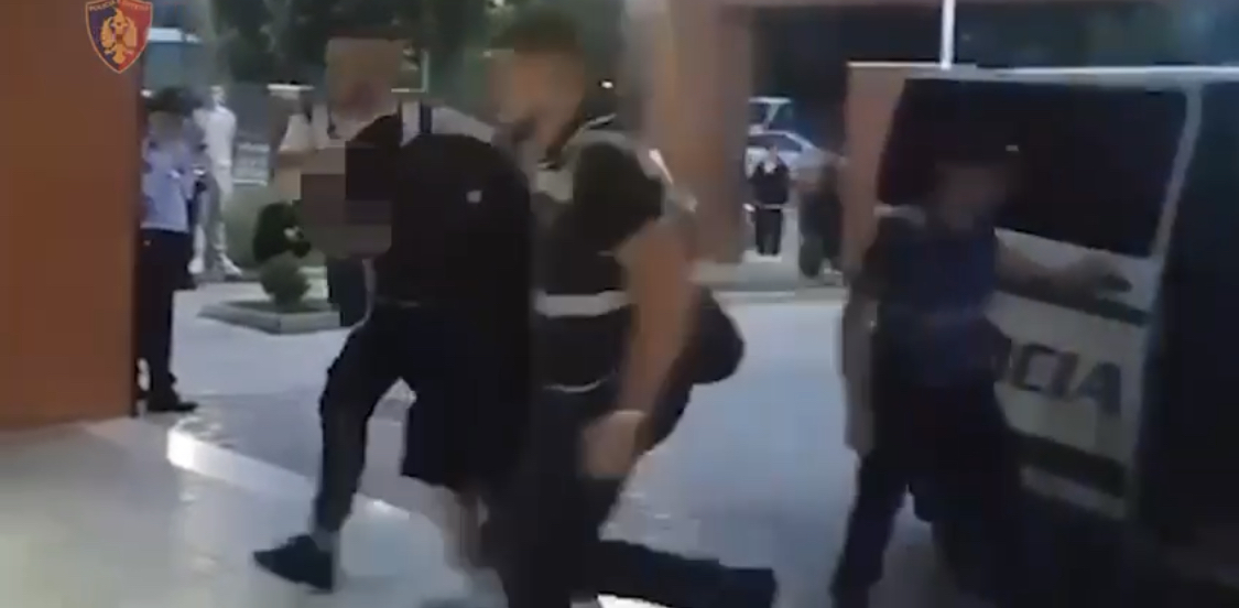 TIRANË/ Arrestohen 4 shitës të jeshiles në Kombinat