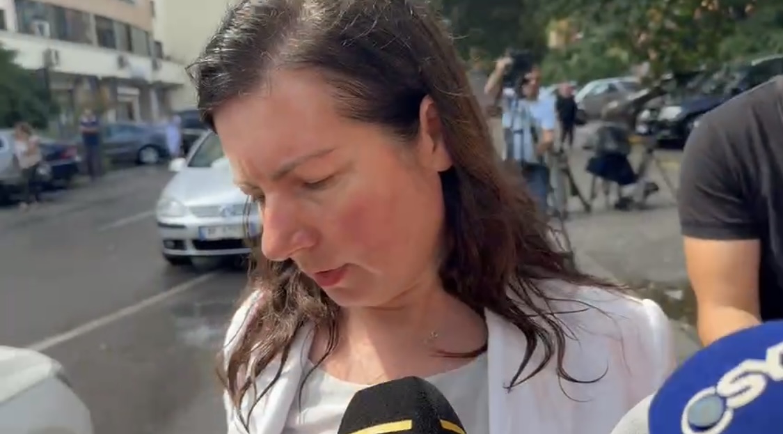 Mjekja Alketa Pere paraqitet në gjykatë për skandalin e onkologjikut