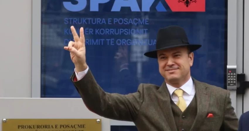 Malltezi, letra e tretë e hapur për SPAK: Pse po mbahem në arrest për akuza politike