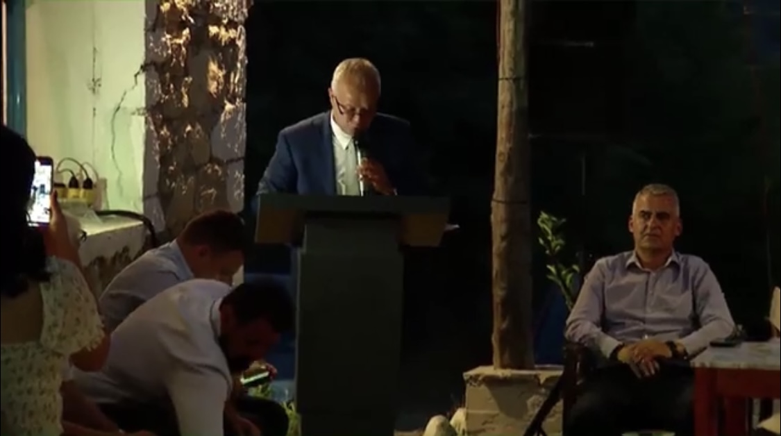 Petro Gjikuria tregon çfarë bën te Federata, prezantohet në Himarë si kandidat i opozitës