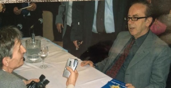 Gazetari nga New York zbulon vizitën enigmatike të Kadaresë në Savër të Lushnjës, 1 javë para arratisjes