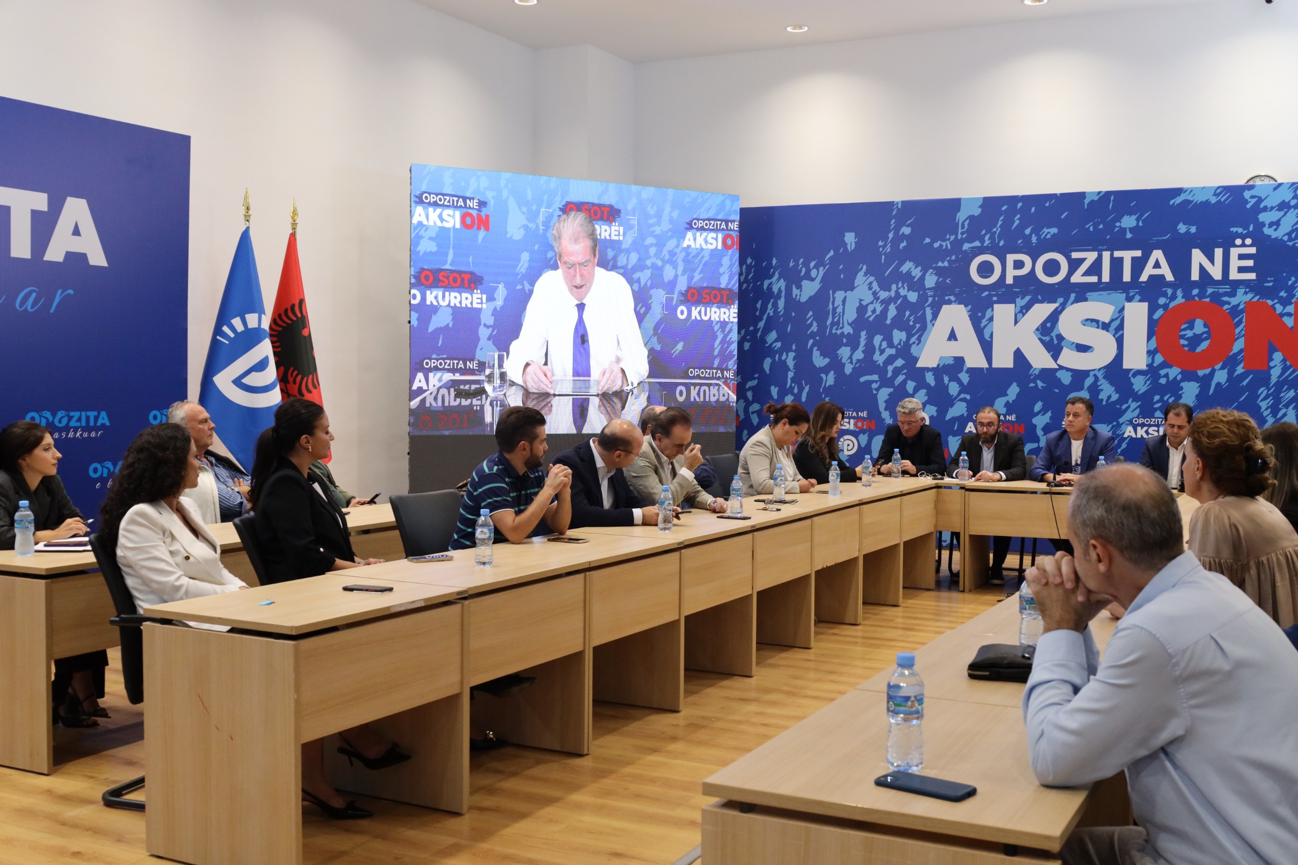 PD vendos radikalizimin e qëndrimeve të saj që nga 6 tetori