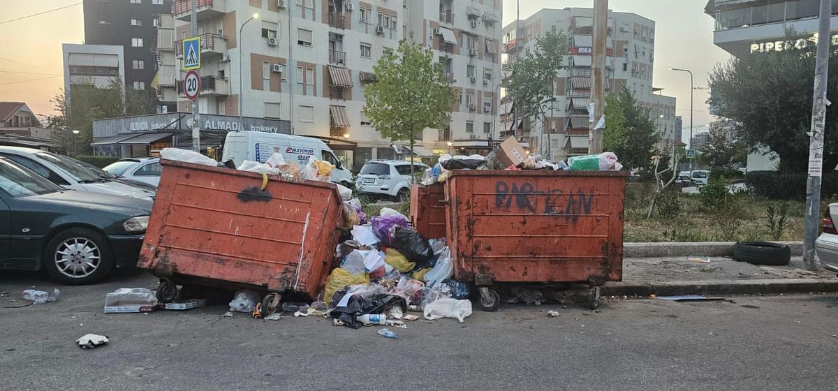 Plehrat mbytin Tiranën, Teliti nxjerr fotot por bashkisë nuk ia ndien