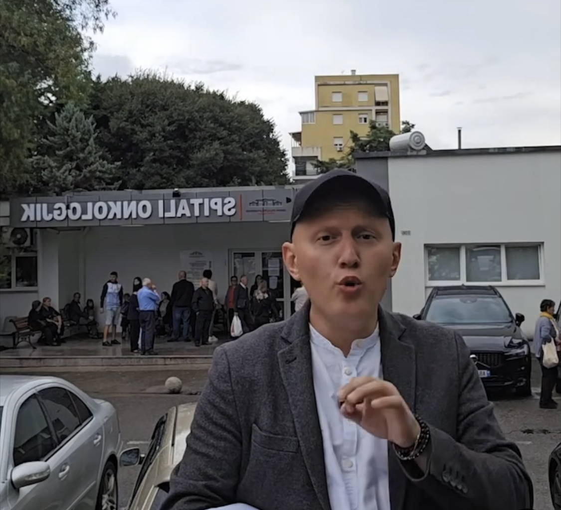 Onkologjiku tani duhej të ishte skenë krimi. Gazetari Stafa publikon bisedat mes stafit të spitalit