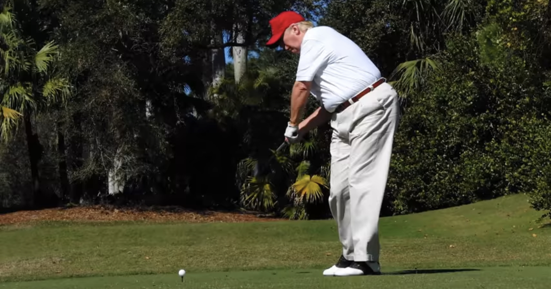 Trump në fushën e golfit, të shtëna me armë zjarri