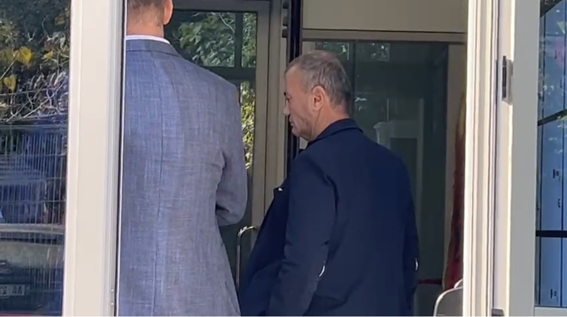 Deputeti socialist Bujar Çela thirret në SPAK