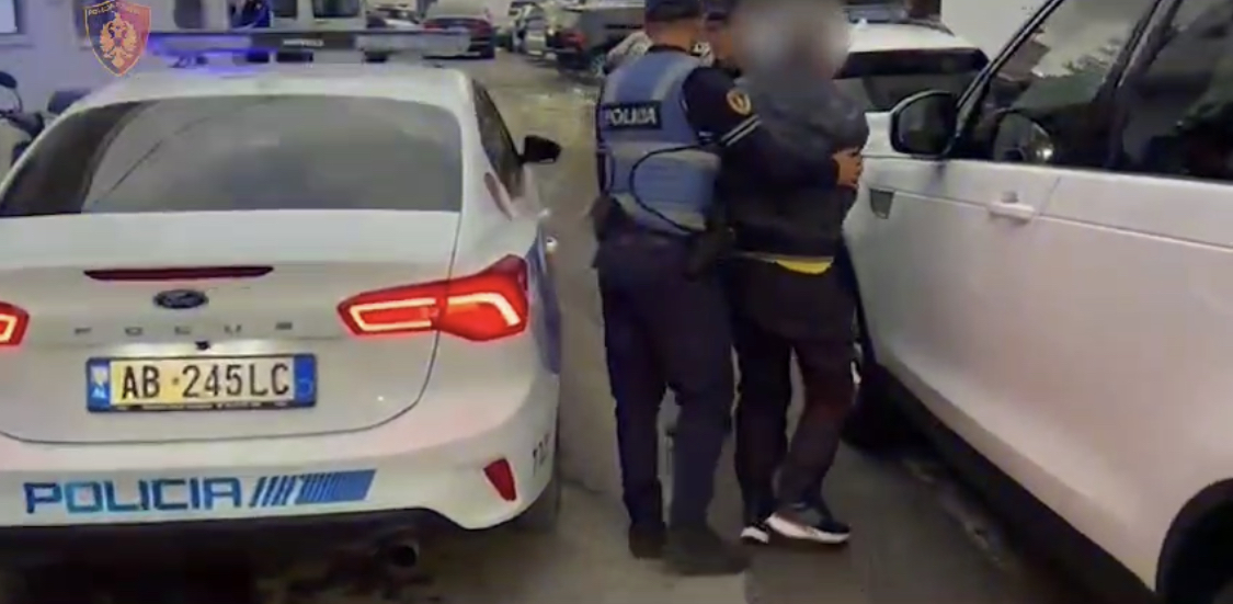 Edhe mjeku e fshehu goditjen me thikë. Policia e merr bashkë me autorin