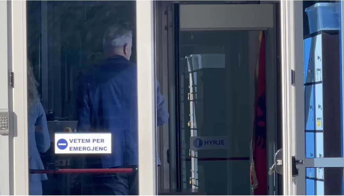 Ish-zv.drejtori i Policisë së Shtetit, Agron Kuliçaj u paraqit sot në SPAK