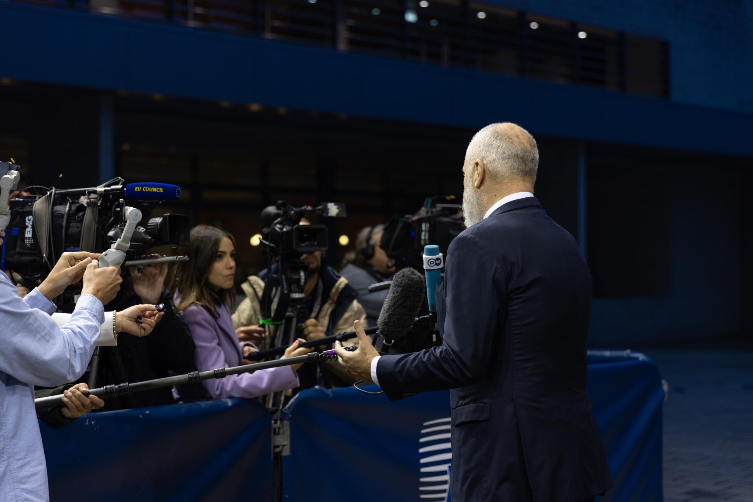 Rama në Lumsemburg për hapjen e negociatave: Ia dolëm edhe falë Vladimir Putinit!