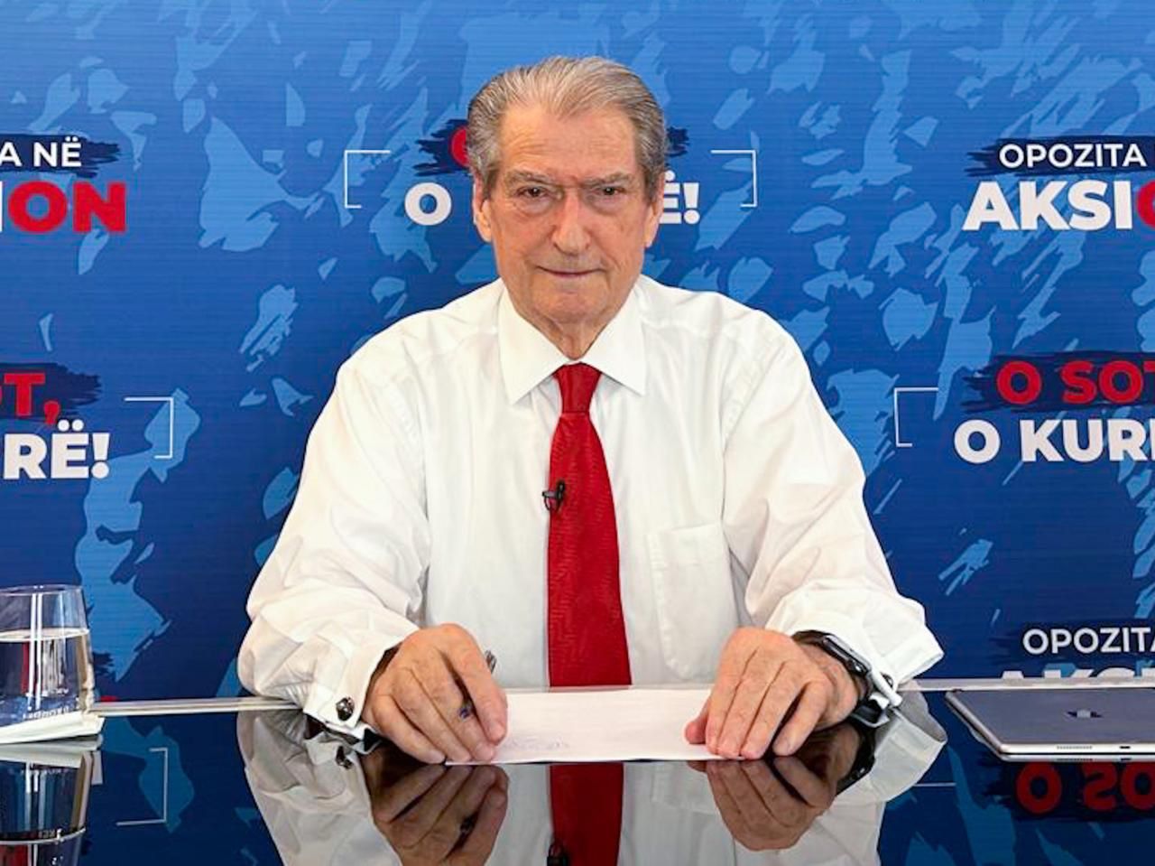 Berisha u drejtohet të varfërve, gjysmës së popullsisë: Do vendosim minimumin jetik 200 euro, paga minimale do jetë 500 euro dhe pensionet do të dyfishohen