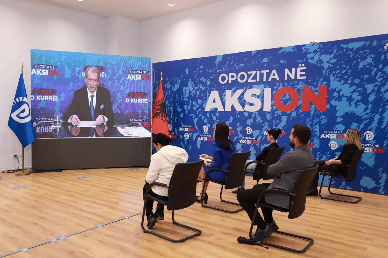 Ligji për tatimet u ndërrua 60 herë për 12 vite, nuk ka siguri juridike, Berisha: Do përgjysmojmë taksat, do hapim ekonominë