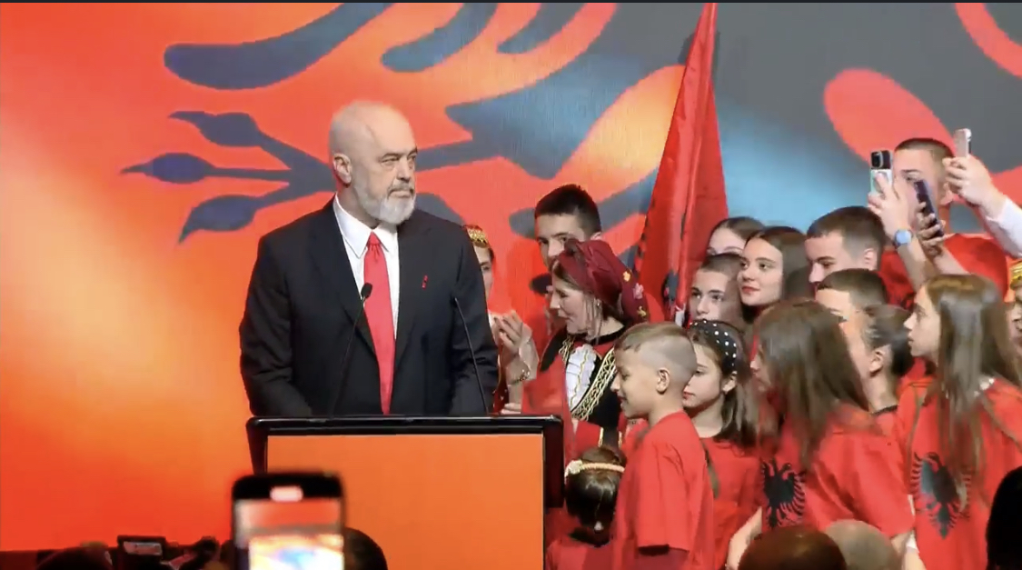 Në Selanik, 8 mësues do të nisin mësimin e shqipes për fëmijët shqiptarë