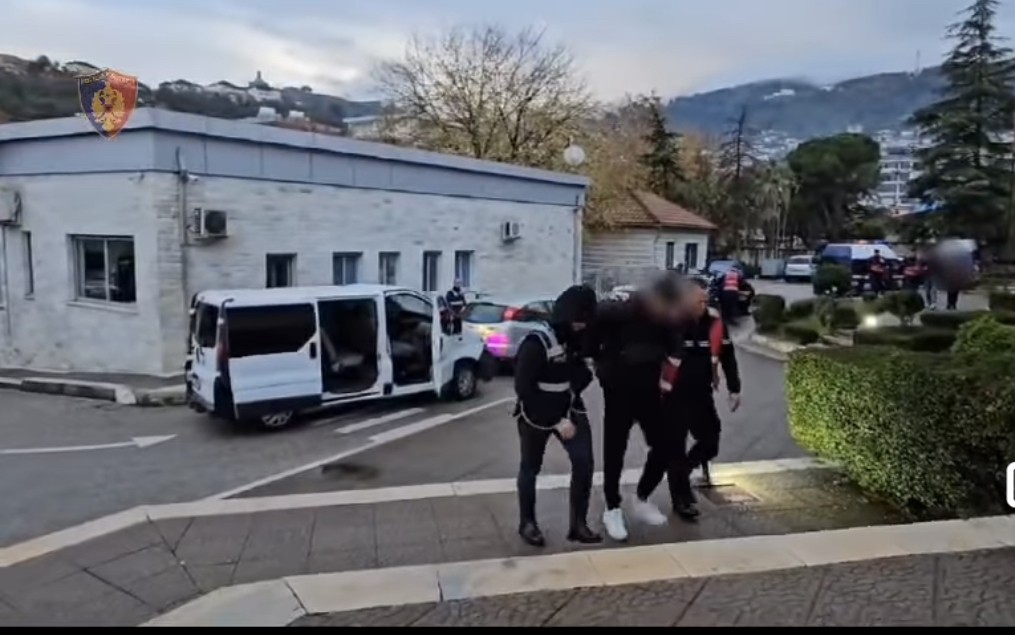 Kapet grupi i trafikut të kanabisit në Tepelenë, 4 në pranga