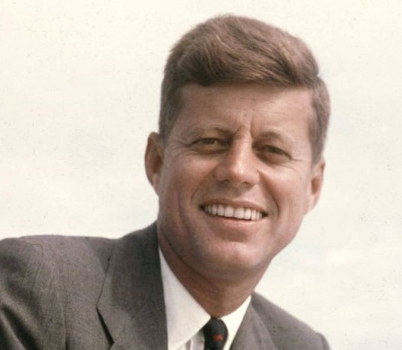 EDMOND SPAHO/ Disa teori se perse u vra dhe kush mund ta kete vrare Presidentin John Kennedy?