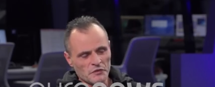 Babai i Luisit zbulon fakte të reja nga vrasja e Martin Canit: Policia fshehu personin e  dytë. Goditi edhe ai me thikë. Detajet