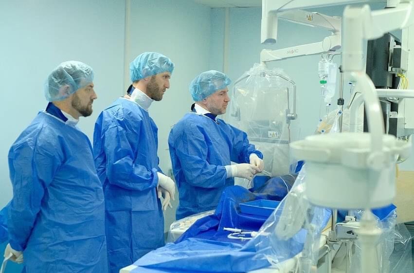 SHKODËR/ Për herë të parë operacioni që shmang bypass-in aorto-koronar