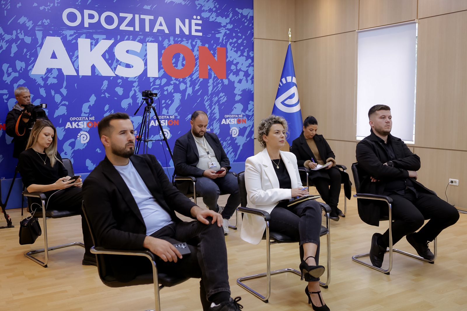 “Bonusi i fundvitit janë paratë që Edi Rama u’a vodhi pensionistëve nga muaji Mars deri në Tetor”