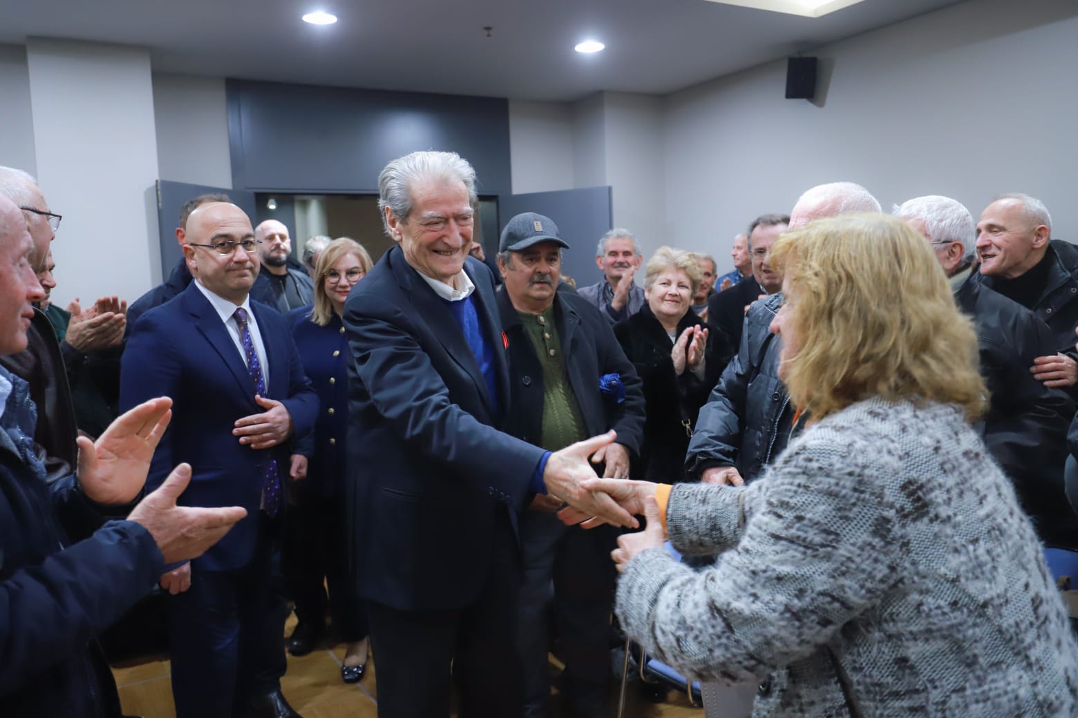 Berisha në Elbasan: Pensionet janë ulur me të paktën 15 përqind! Mashtrimi i Ramës me pensionistët është cinik dhe i pashpirt