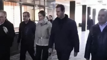 Assad dhe familja e tij ndalen në Moskë, rebelët lirojnë të burgosurit nga ferri  Sednaya