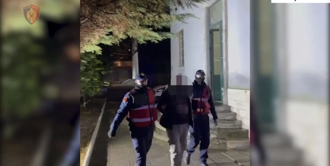 VIDEO/ Goditet një rrjet trafiku droge në linjën Kavajë Korçë, 4 në pranga, edhe një 17 vjeçare