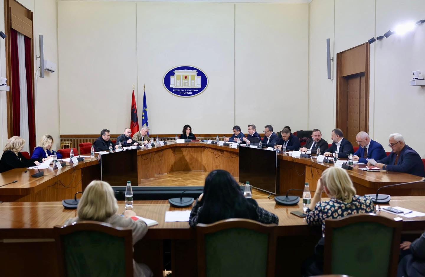 Refuzohet komisioni hetimor për Portin e Durrësi, mazhoranca fsheh ‘biznesin’