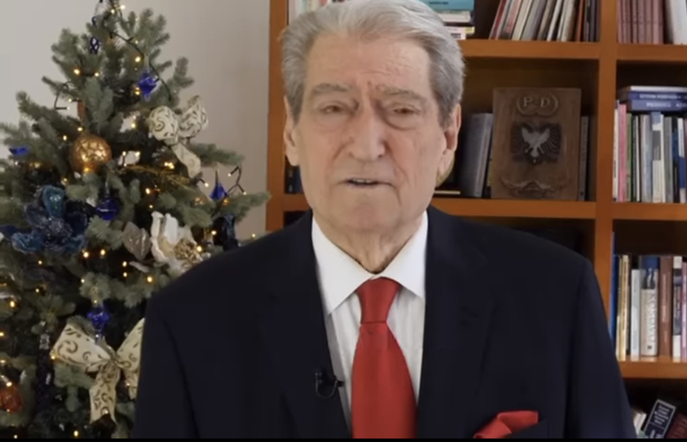 Mund të ndryshojmë, mesazhi nga Berisha për vitin e ri 2025