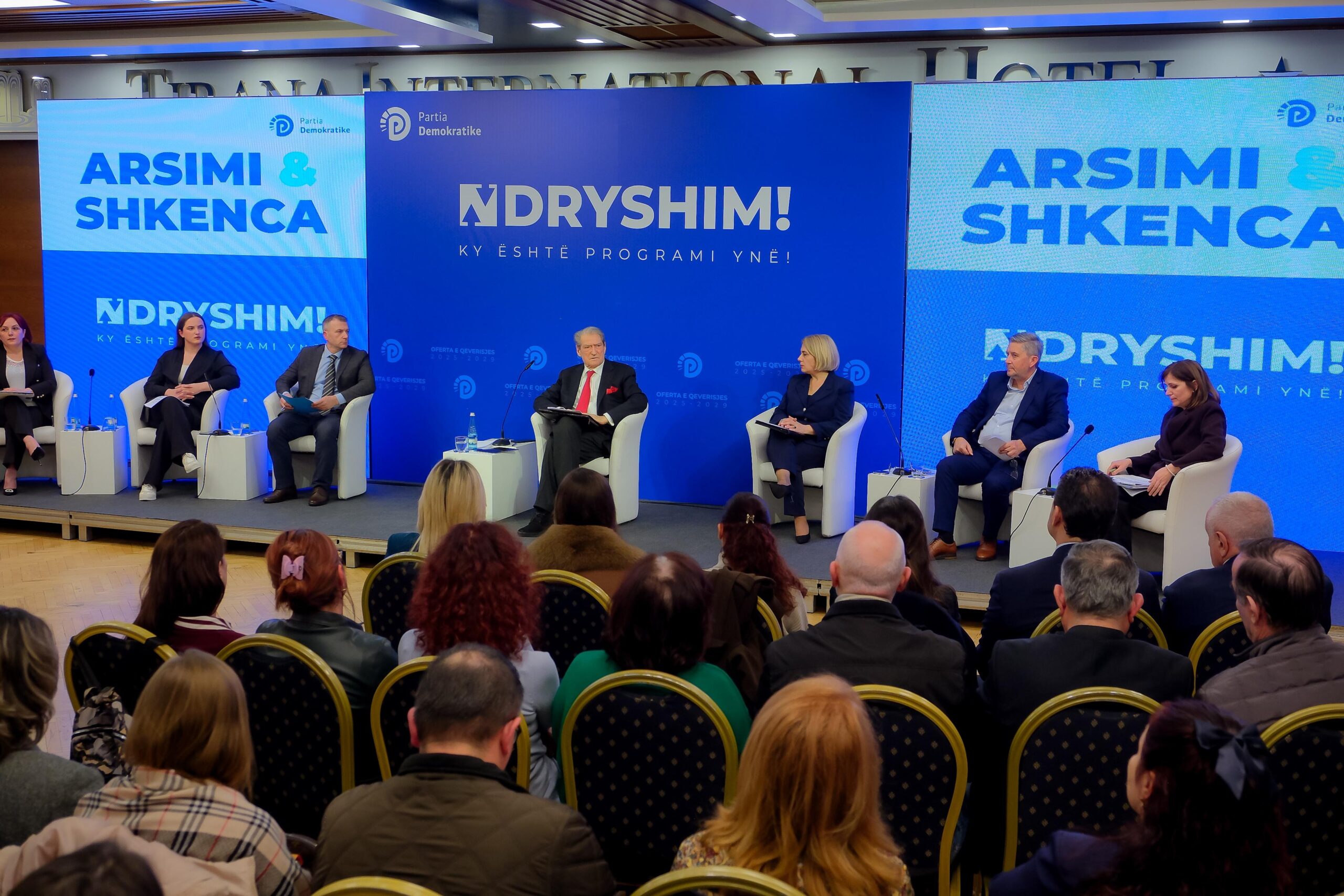 Berisha prezanton platformën për arsimin: Do hiqet mesatarja për shkollën e lartë, dyfishim pagash për pedagogët