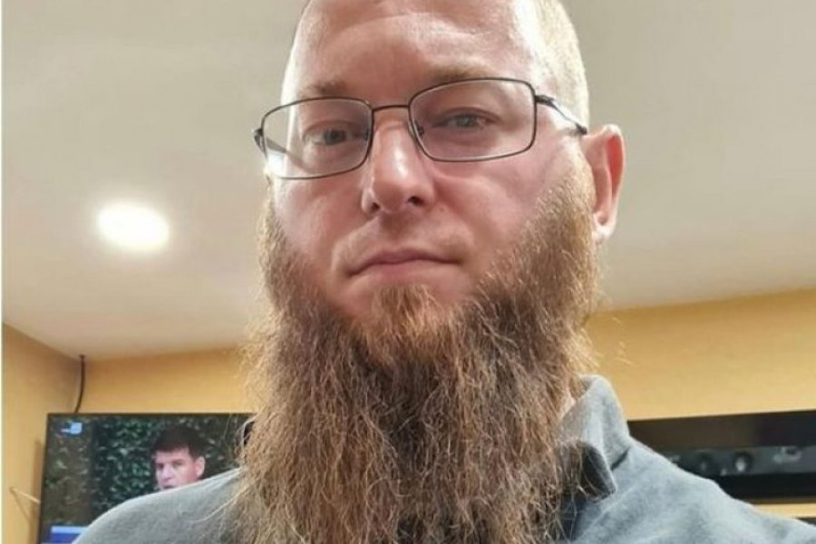 Erjon Llapushi, kush është personi që ka ngritur në këmbë policinë