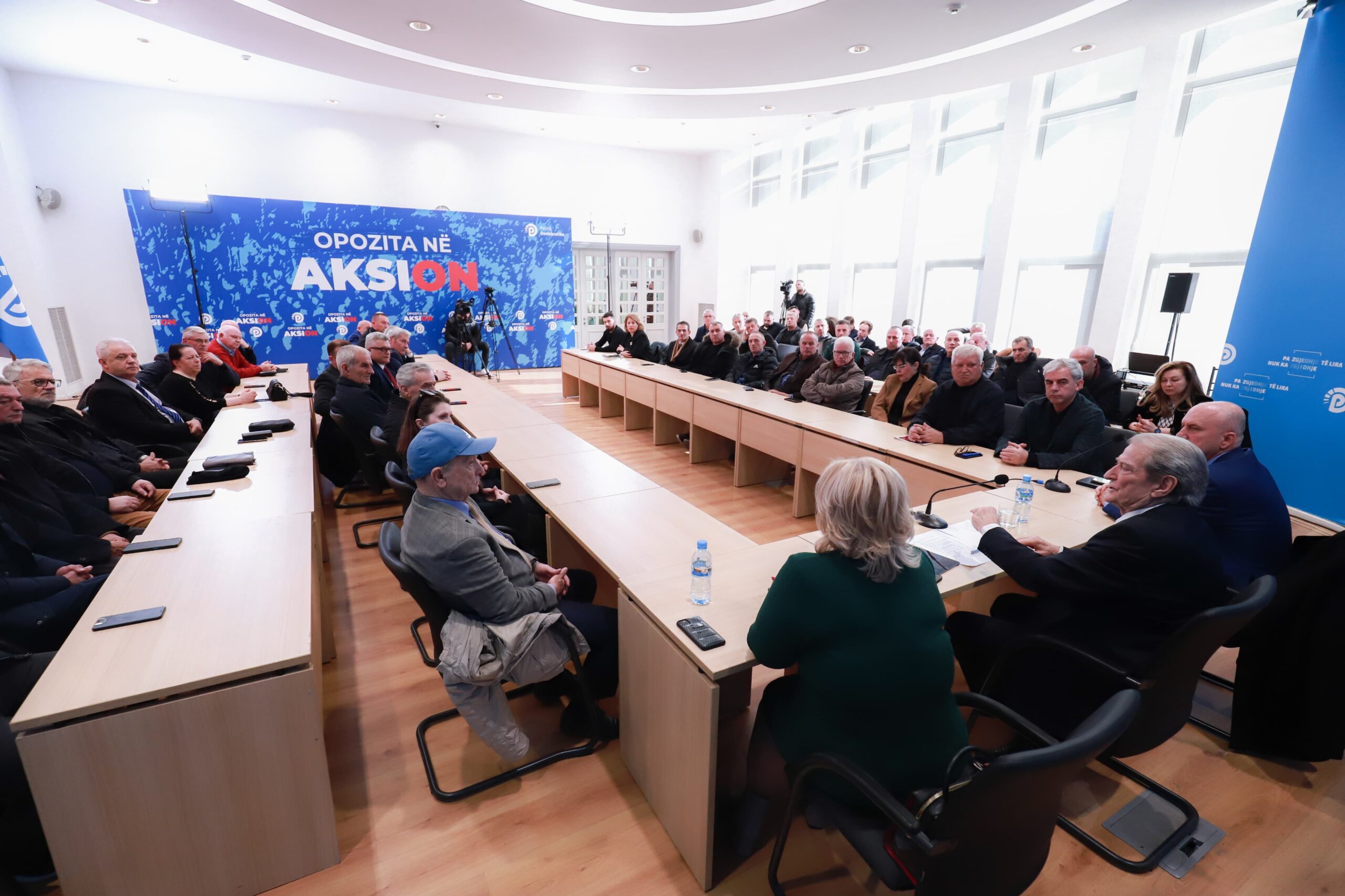 Berisha fton të përndjekurit: Hartoni programin tuaj dhe ne do e zbatojmë!