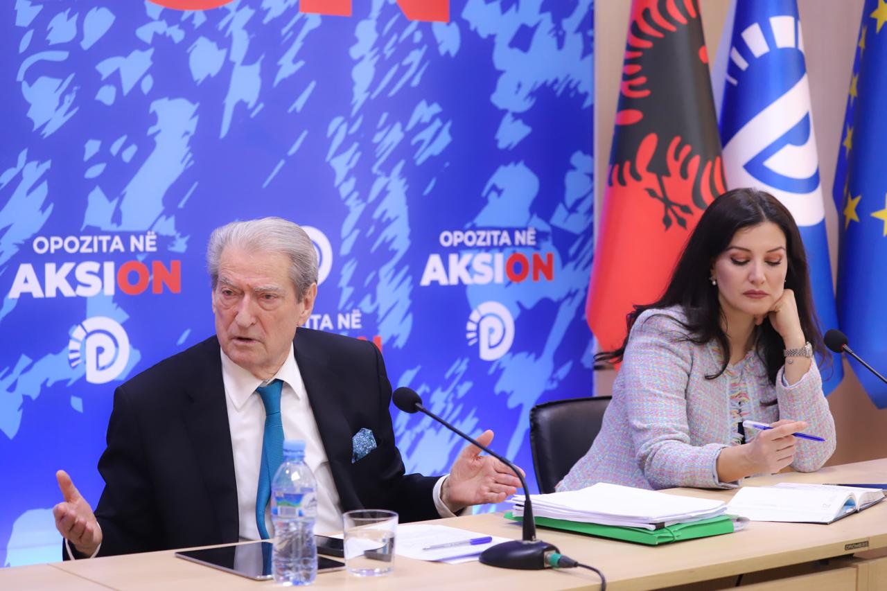 Berisha tregon kush është Nesti Angoni. Tani ‘banon’ në Fier