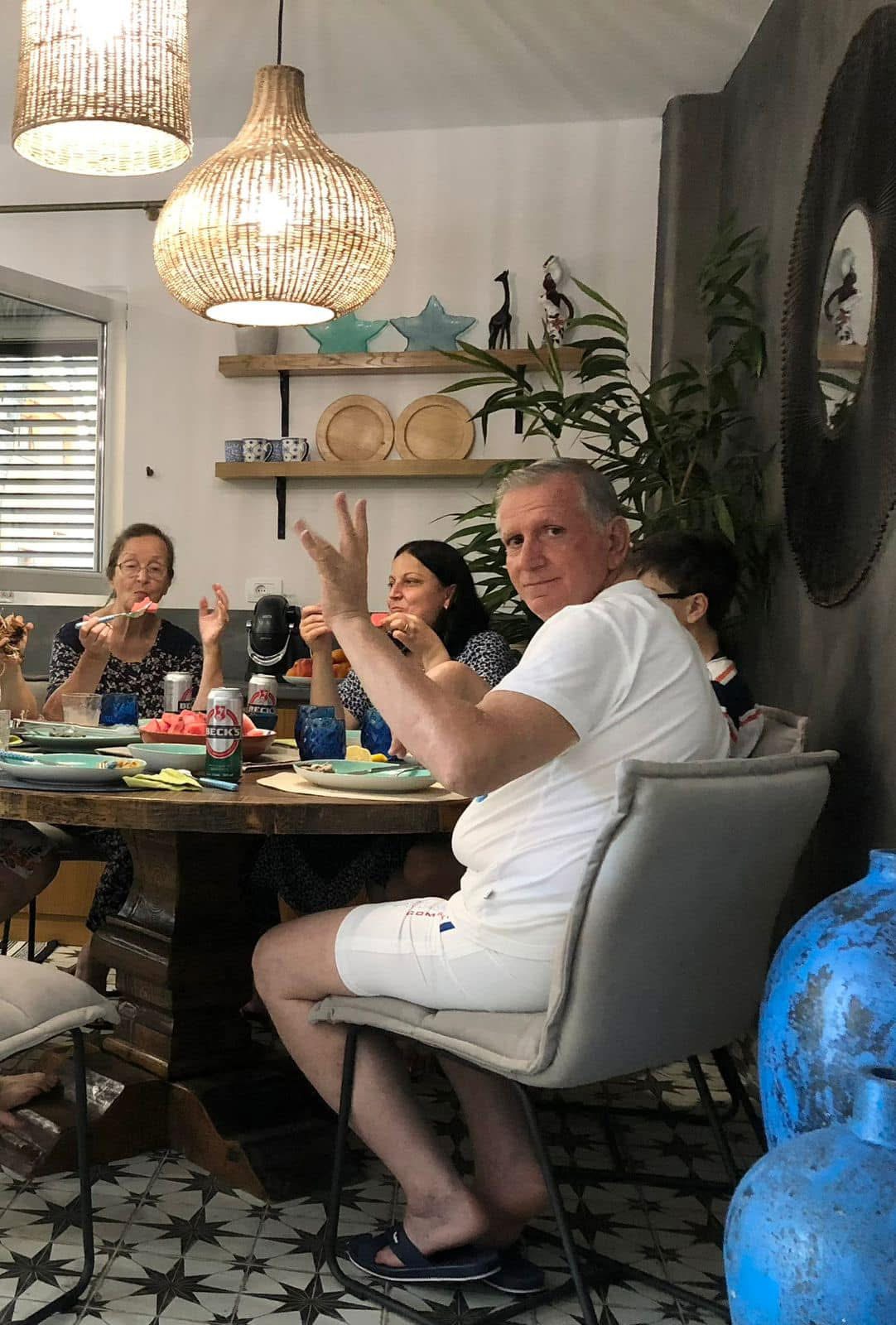 Veliaj reagon nga paraburgimi për çështjen e pronësisë së vilës në Qerret