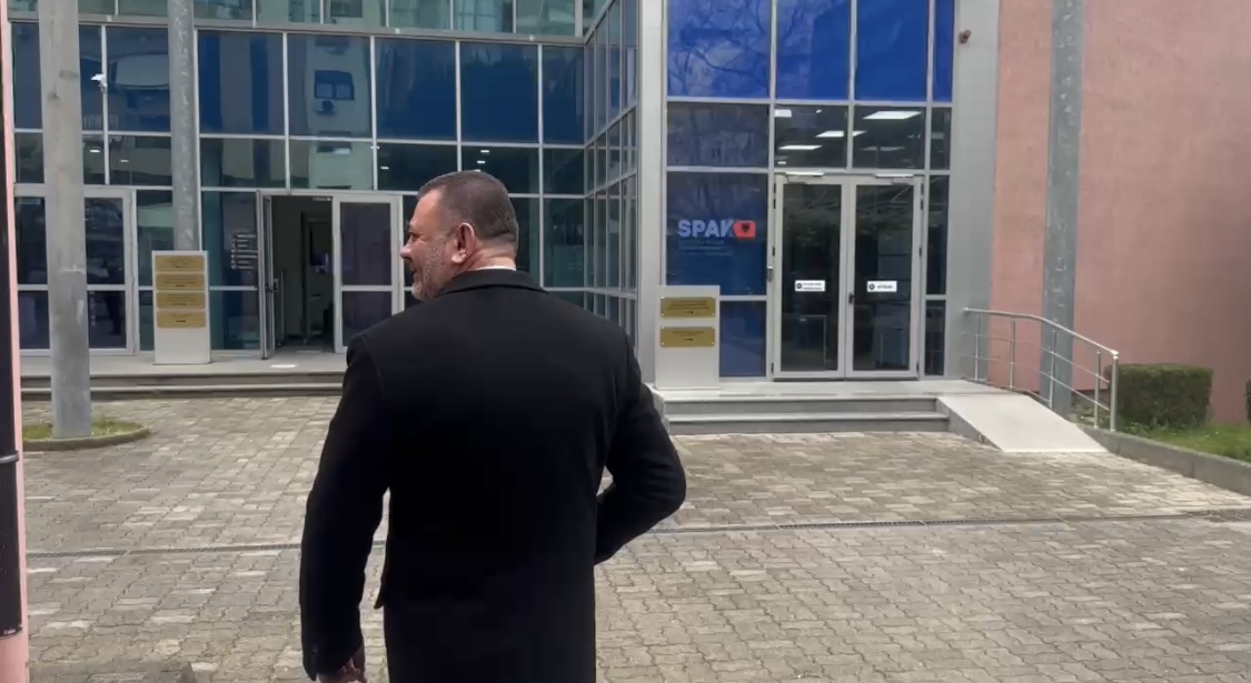 Tom Doshi paraqitet në SPAK, nuk shpjegon arsyet