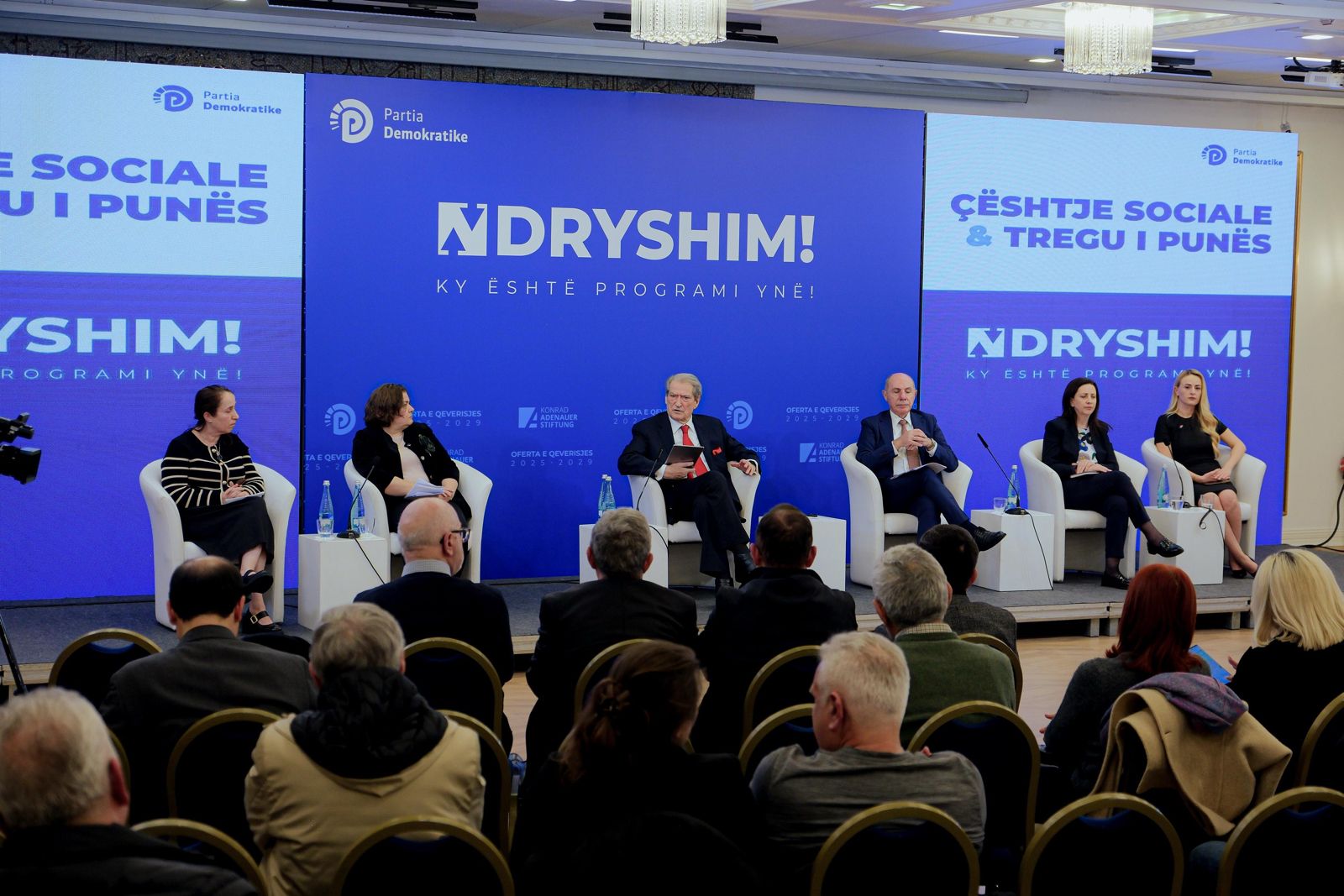 PD prezanton pakon e emergjencës tremujore. Si dilet nga varfëria