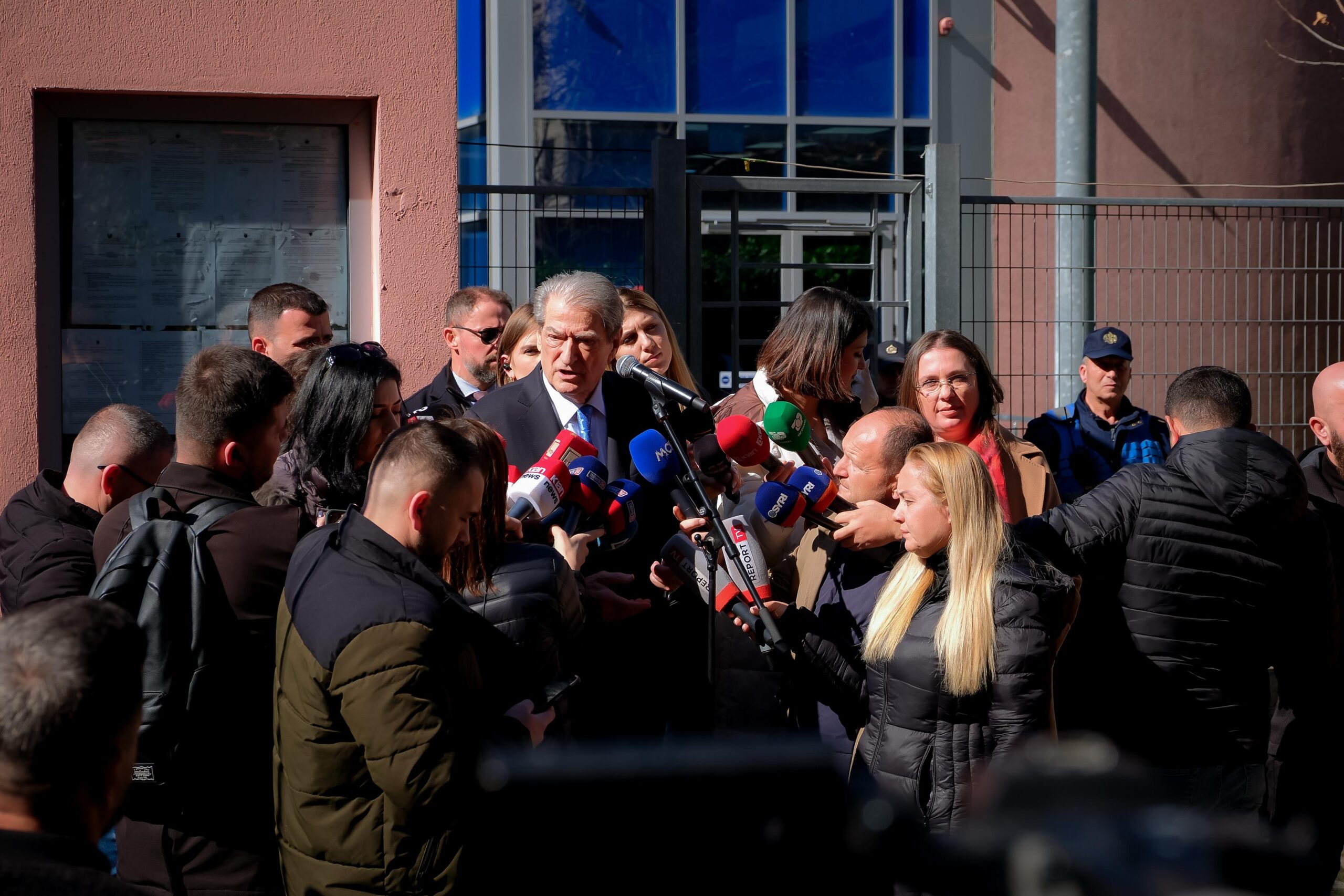 Berisha: Skapistët kanë kërcënuar gjykatësen Olldashi dhe ajo është zhdukur me një raport