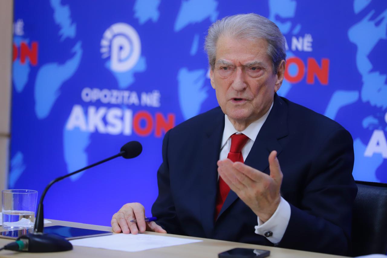 Berisha: Në 12 vite, Edi Rama ka zgjidhur vetëm 800 dosje pronash. Brenda mandatit 2025-2029 çështja e pronave do zgjidhet përfundimisht