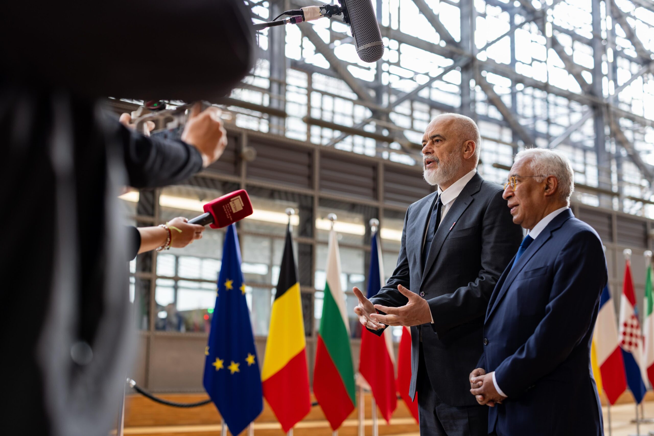 Rama pritet nga Presidenti i Këshillit Europian Antonio Costa, sot hapet një grupkapitull i ri mes Shqipërisë dhe BE