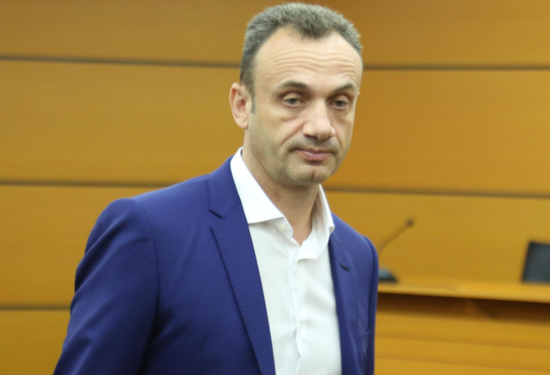 Ish prokurori i Vlorës kërkoi gjykim të shkurtuar. SPAK kërkon 4 vite burg