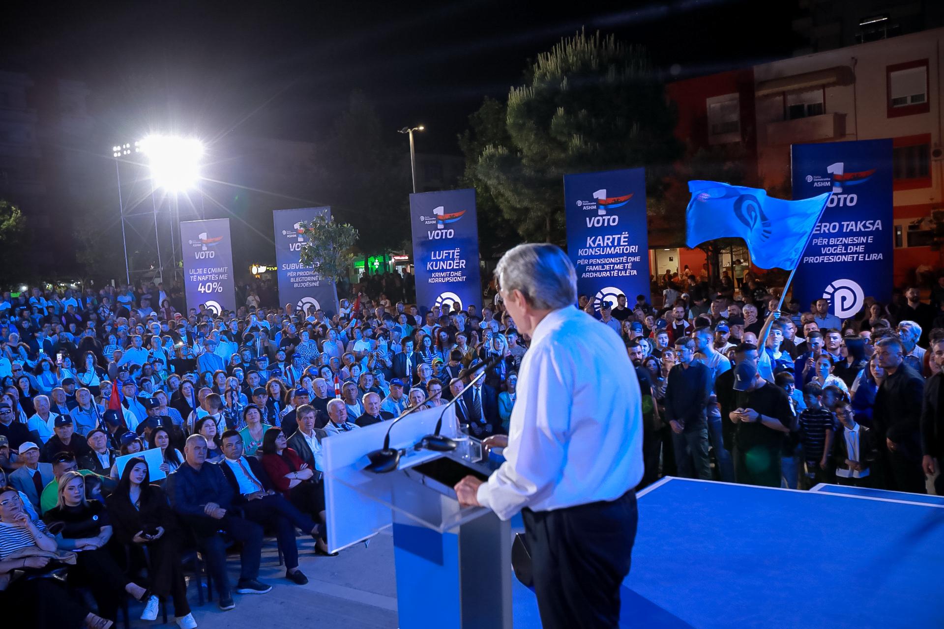Berisha i përgjigjet mesazhit të dhëndrit të martuar në Fier: Sot Opozita është shumica!