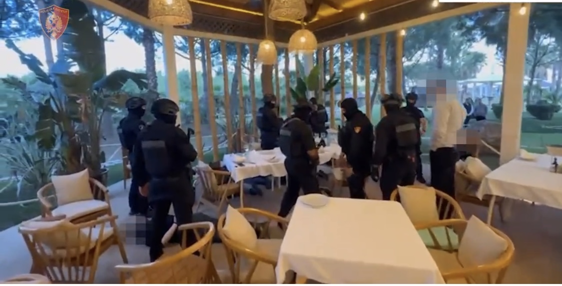 EMRAT/ Kapen 3 persona të rrezikshëm në Gjirin e Lalzit, shkon në 7 numri i arrestimeve