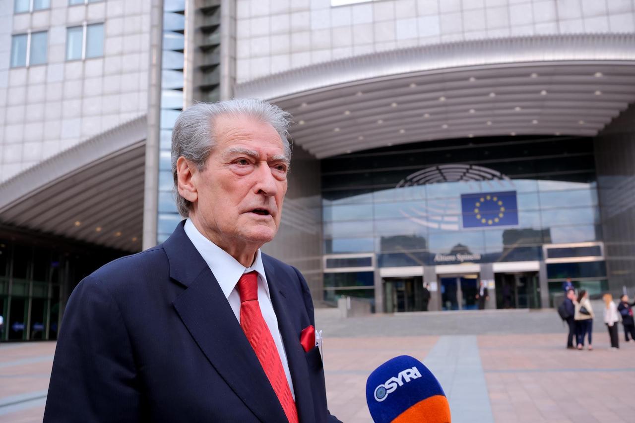 Berisha: PPE do dërgojë një mision faktmbledhës sepse  kartelet shqiptare paraqesin rrezik madhor për Europën