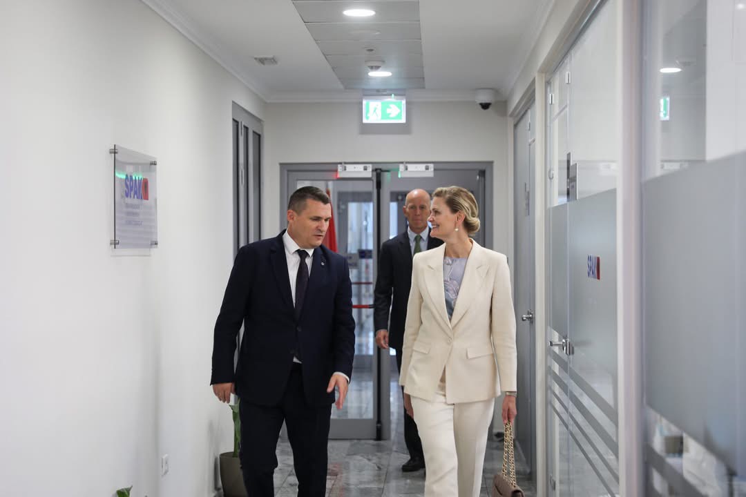 Van Horn takon Dumanin dhe disa prej prokurorëve të përkushtuar në SPAK