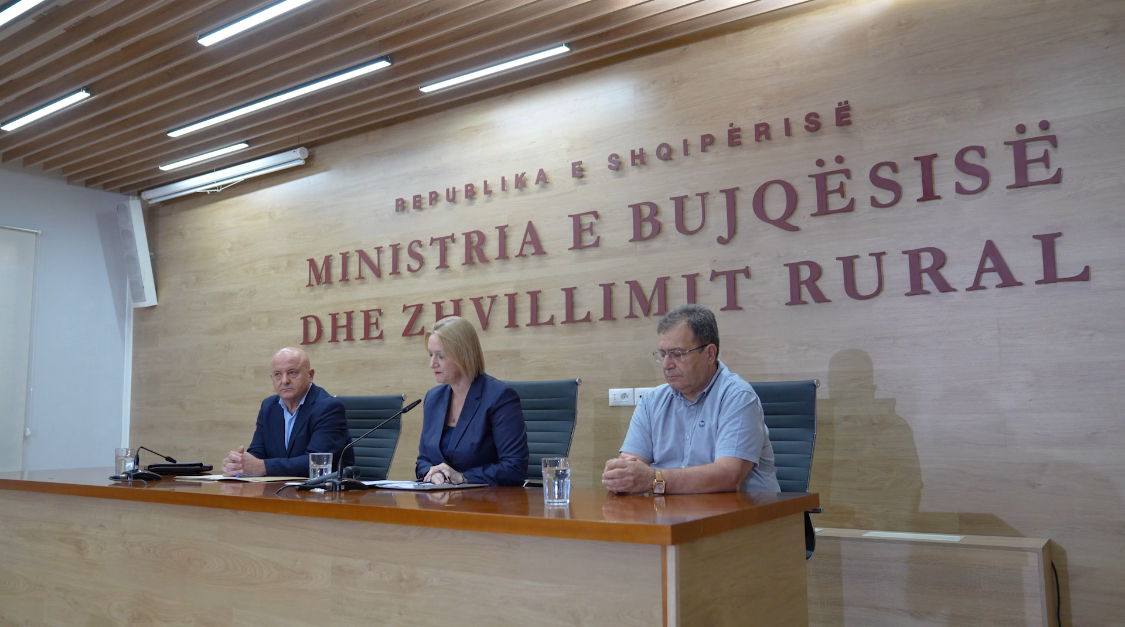 Anila Denaj shkrin AKU, nis procesi i rikrijimit të institucionit