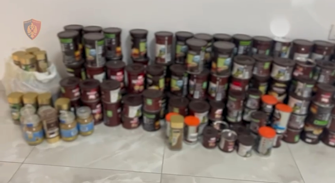 Arrestohet administratorja e marketit në Sarandë, sekuestrohen 400 produkte